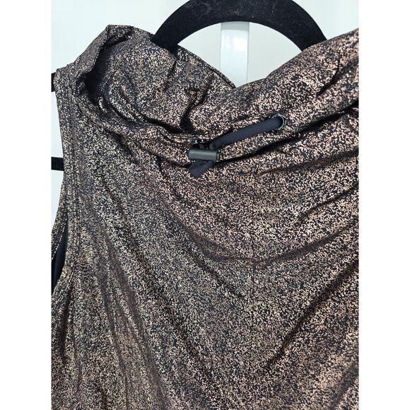 Fabletics Liora Womens Sz S metallic gold/bronze glam activewear vest - Picture 2 of 4